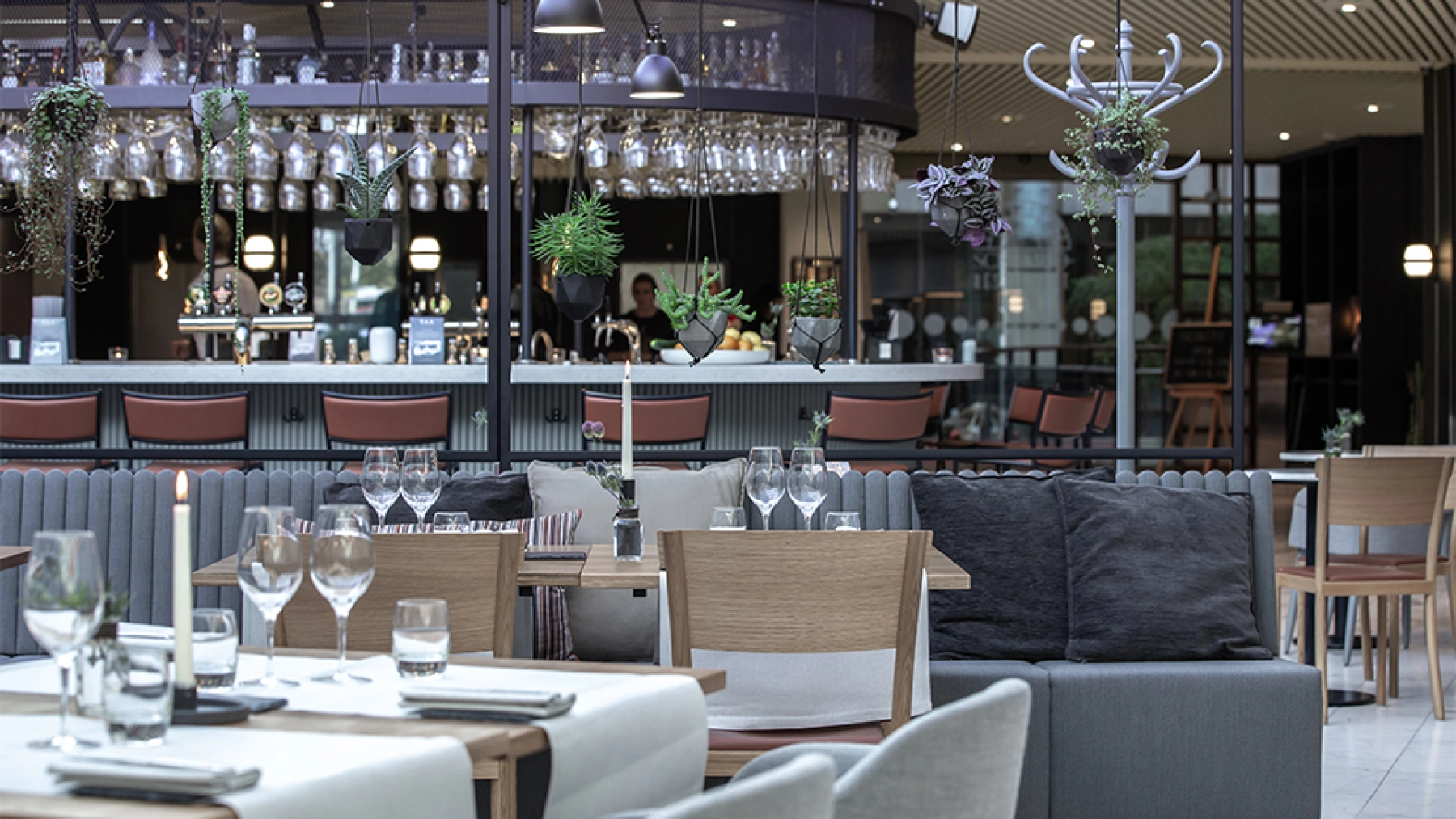 Restaurant RAA Nordic Brasserie & Bar.jpg