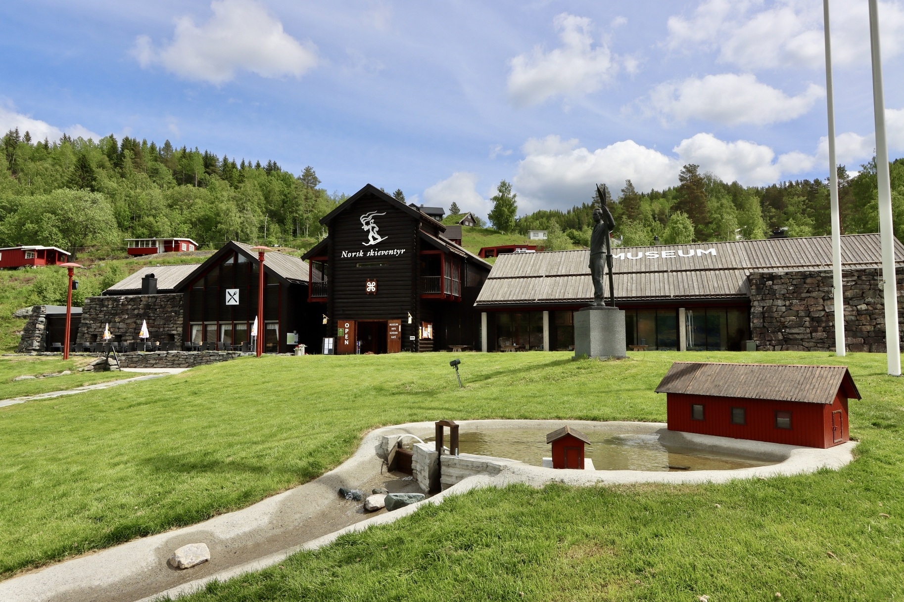 Morgedal_Sommer_Vest-Telemark-Museum_Norsk-Skieventyr_5.jpg