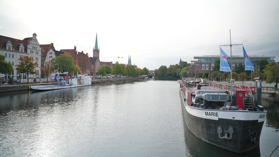 Lübeck Trave.jpg