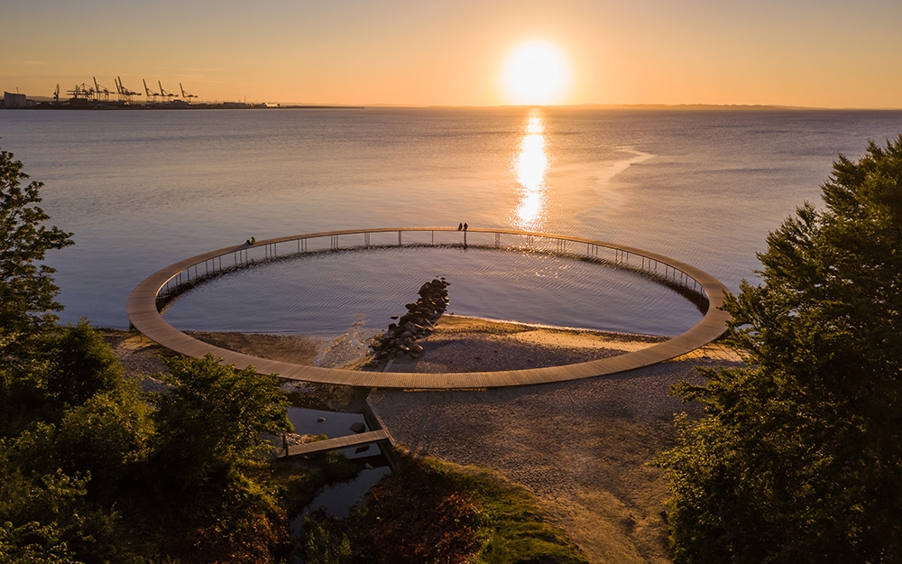 Den uendelige bro.jpg