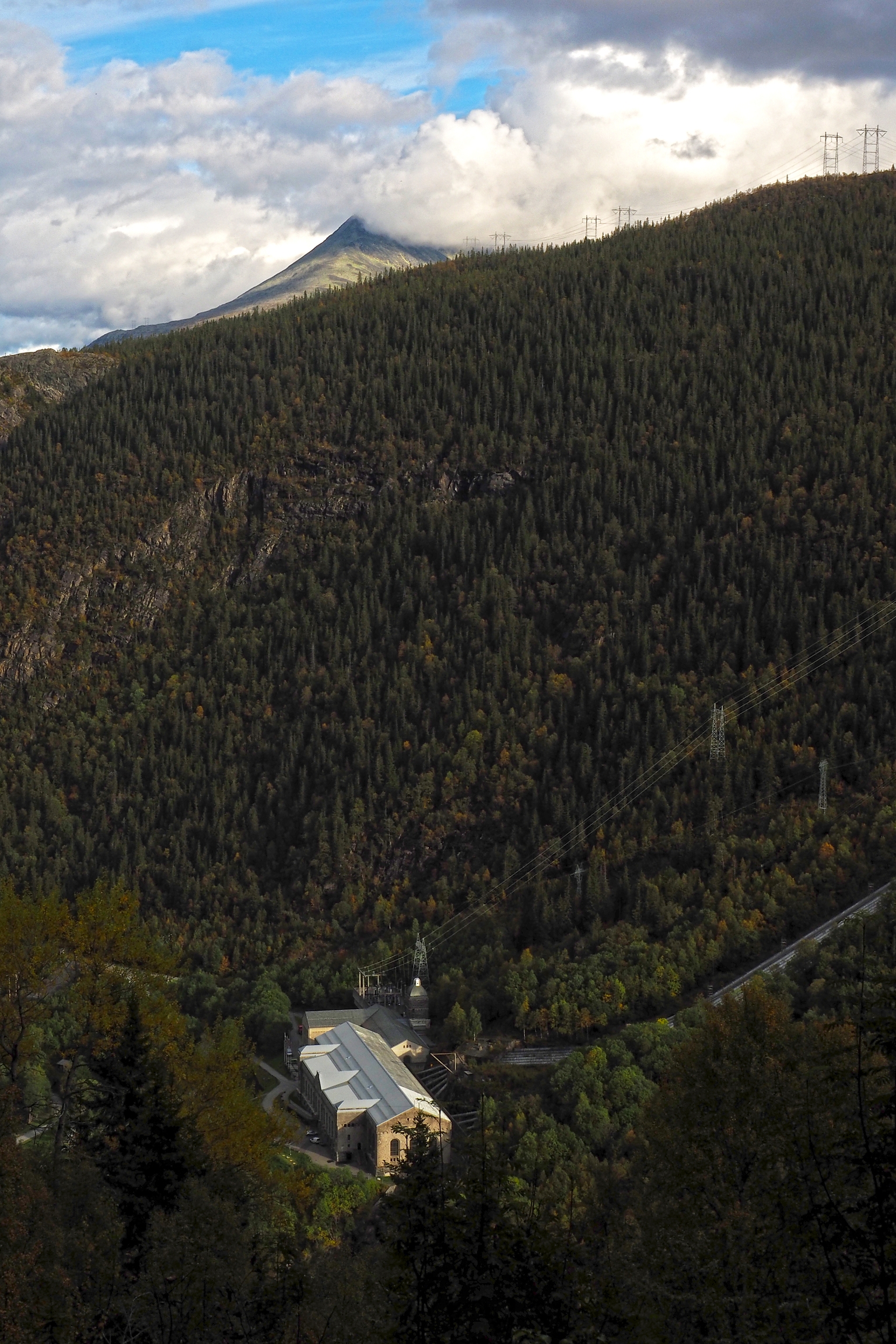 Sabotørstien2 Vemork-Sabotorstien-Thomas-Reinhardt-5050965.jpg