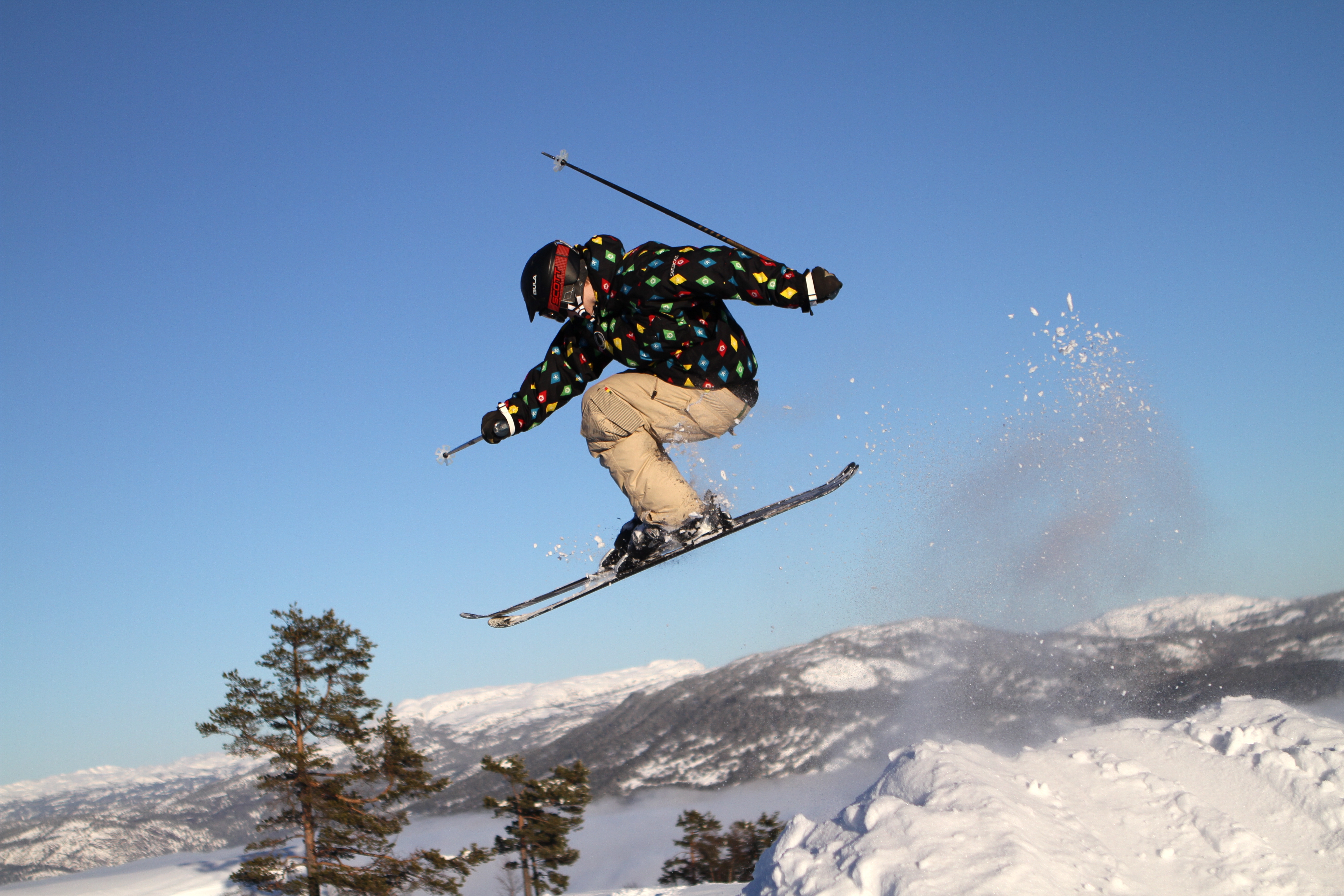 Vrådal panorama skisenter hopp.jpg